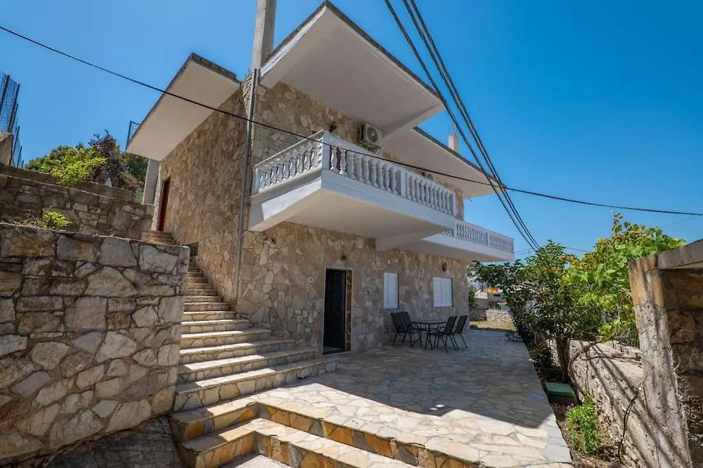 Villa Asllani Ap1 Sarande